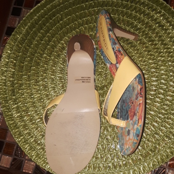 Rampage  yellow Sandals 💛 - Picture 2 of 2